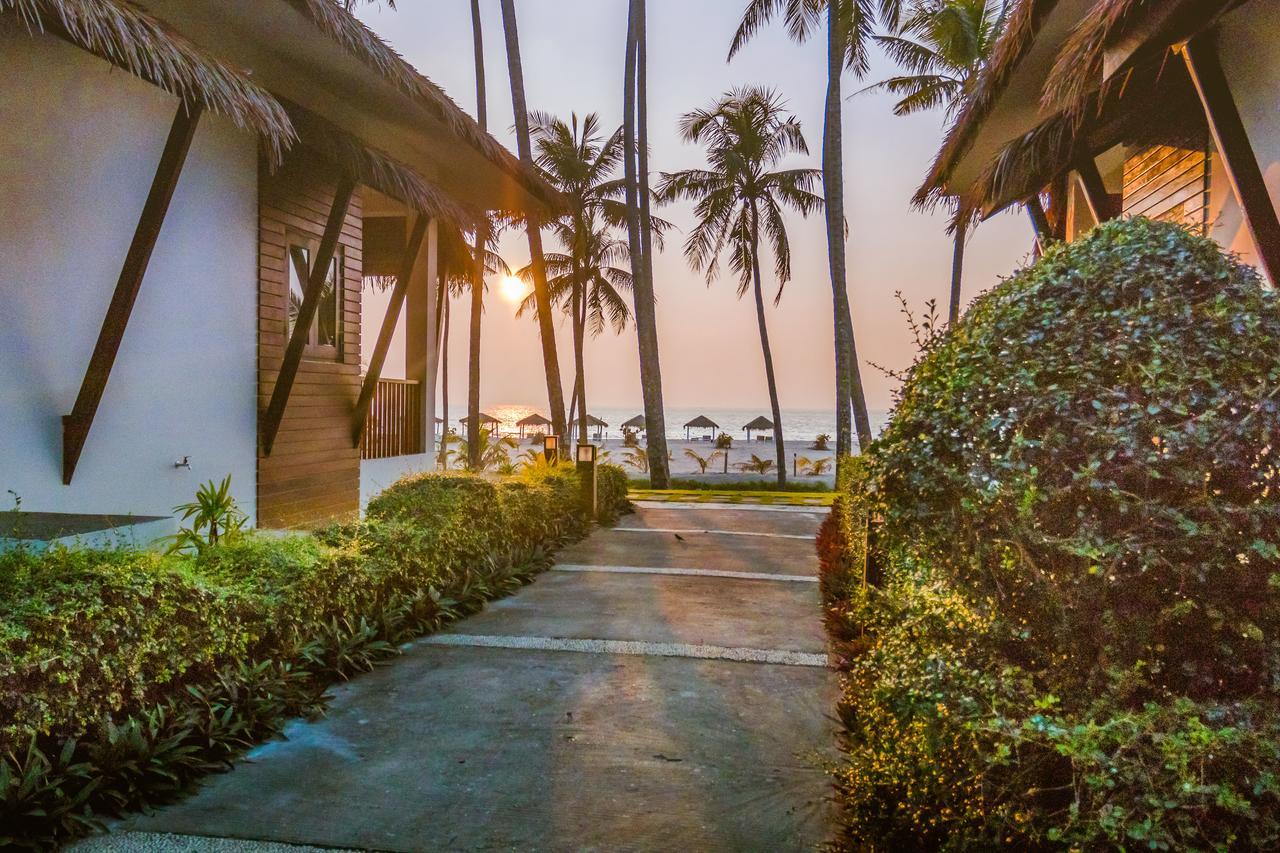Eskala Hotels And Resorts Ngwesaung Extérieur photo
